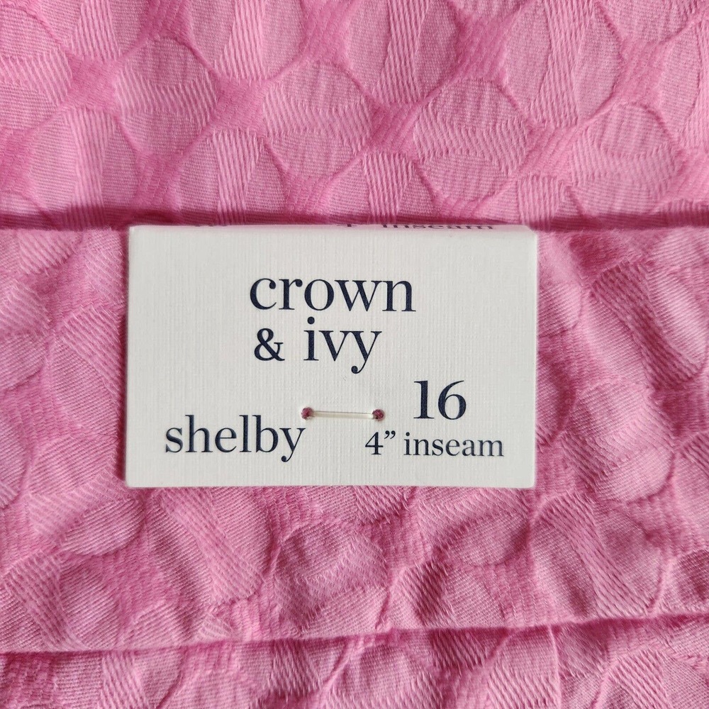 Crown & Ivy Womens Shorts Size 16 Solid Pink Barbie Shelby Scallop 4" Inseam NWT - Picture 3 of 11